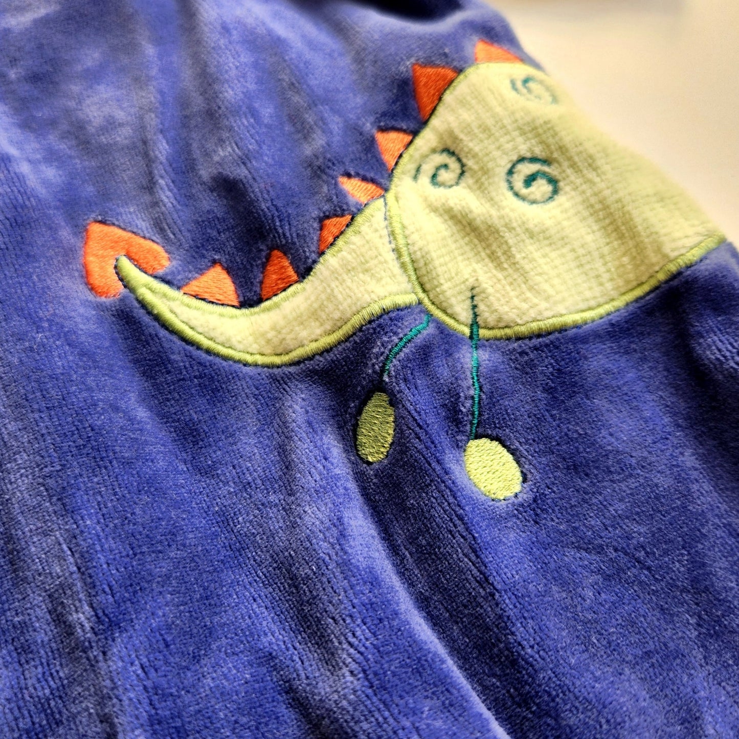 Carter's Vintage Y2K Blue Dragon & Knight Velour Footed Pajamas Sz 0-3 mos