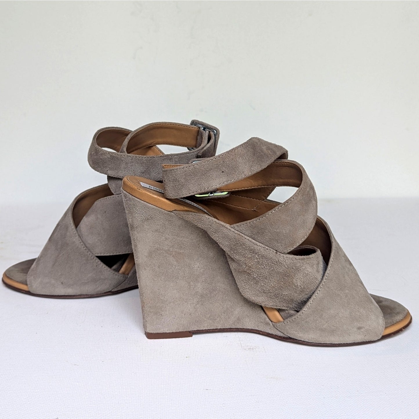 Diane von Furstenberg Women's Taupe Suede Wedge Strappy Sandals with Buckle Size 6.5