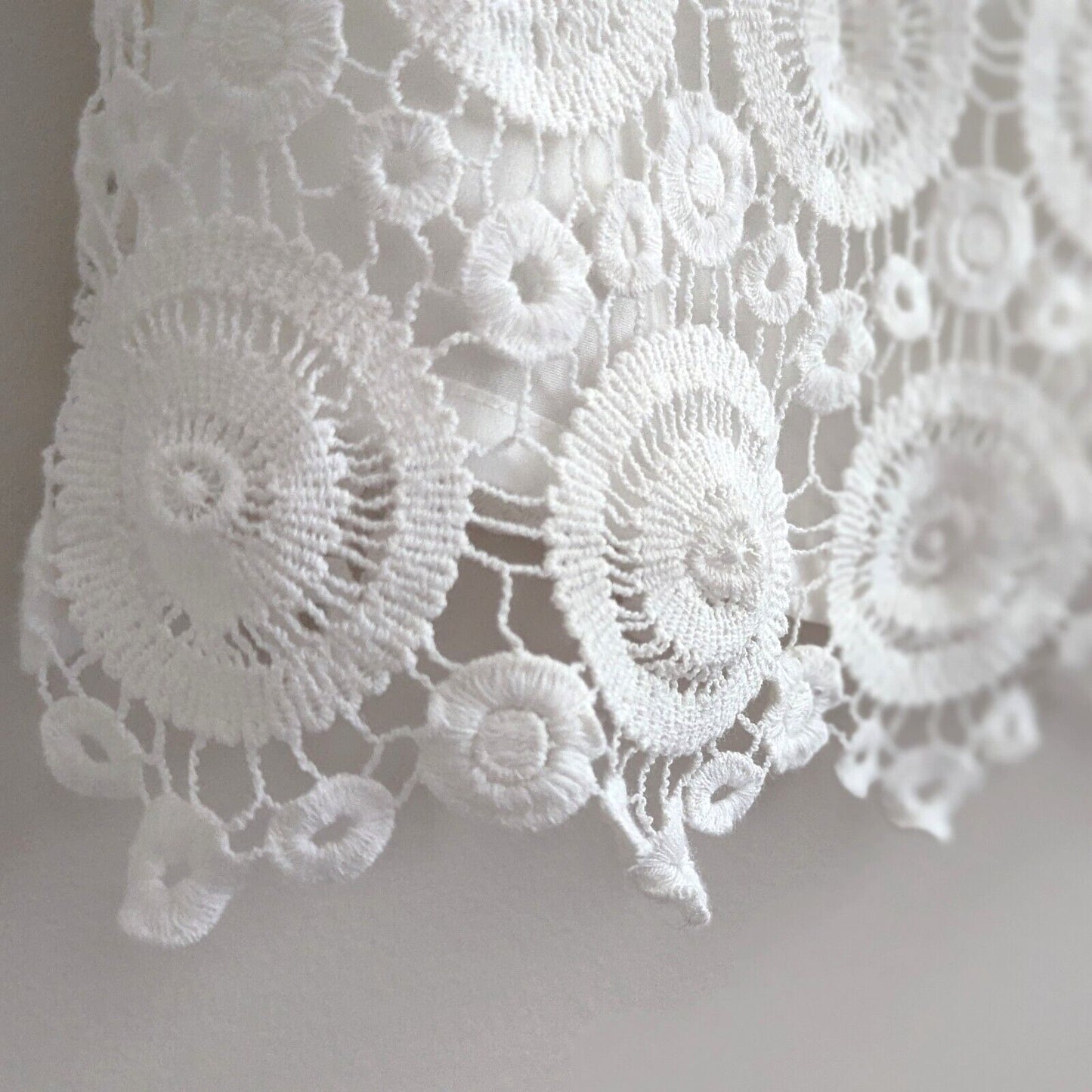 Southern Tide Isabel Grace Off Shoulder White Eyelet Lace Shift Dress Women’s Small Summer Bridal Boho Chic