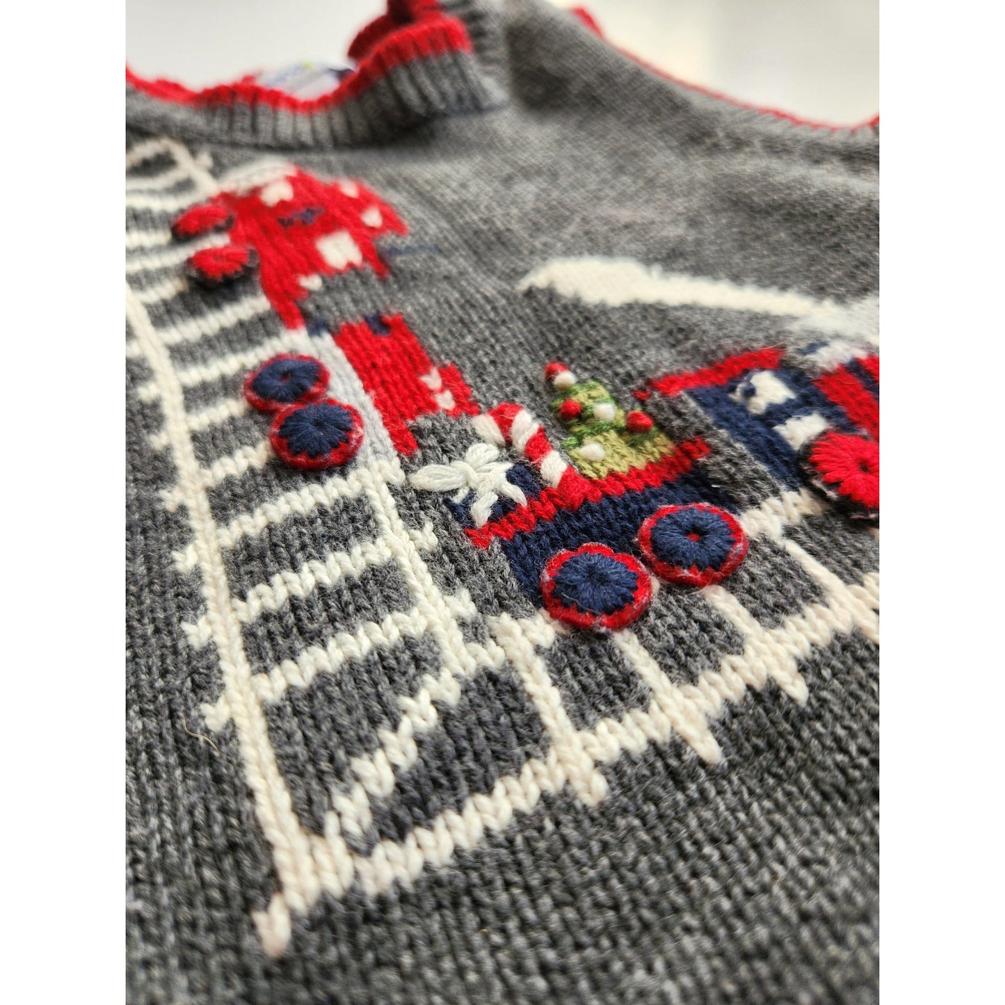 Greendog Vintage Y2K Christmas Holiday Train Embroidered Sweater Vest Sz 12 mos