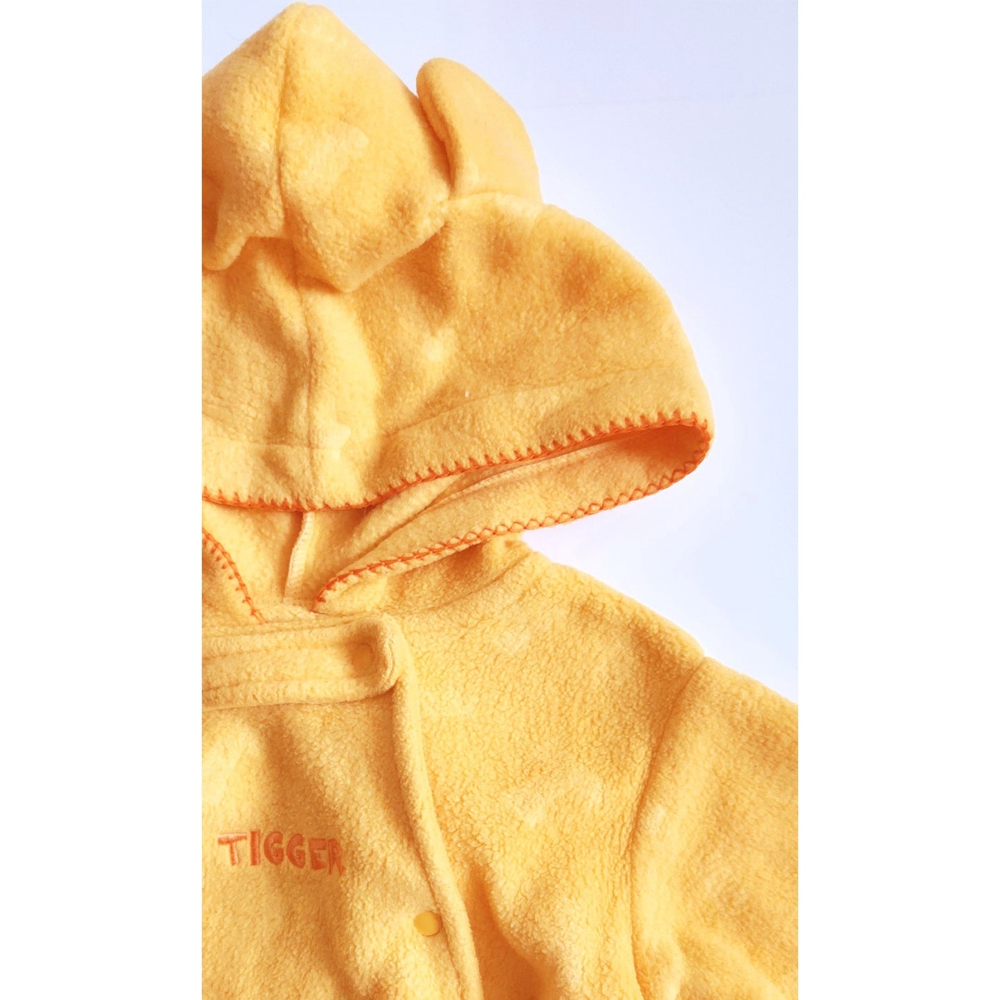 Disney Vintage Y2K Winnie the Pooh Tigger Fleece Baby Bunting Size 6-9 months