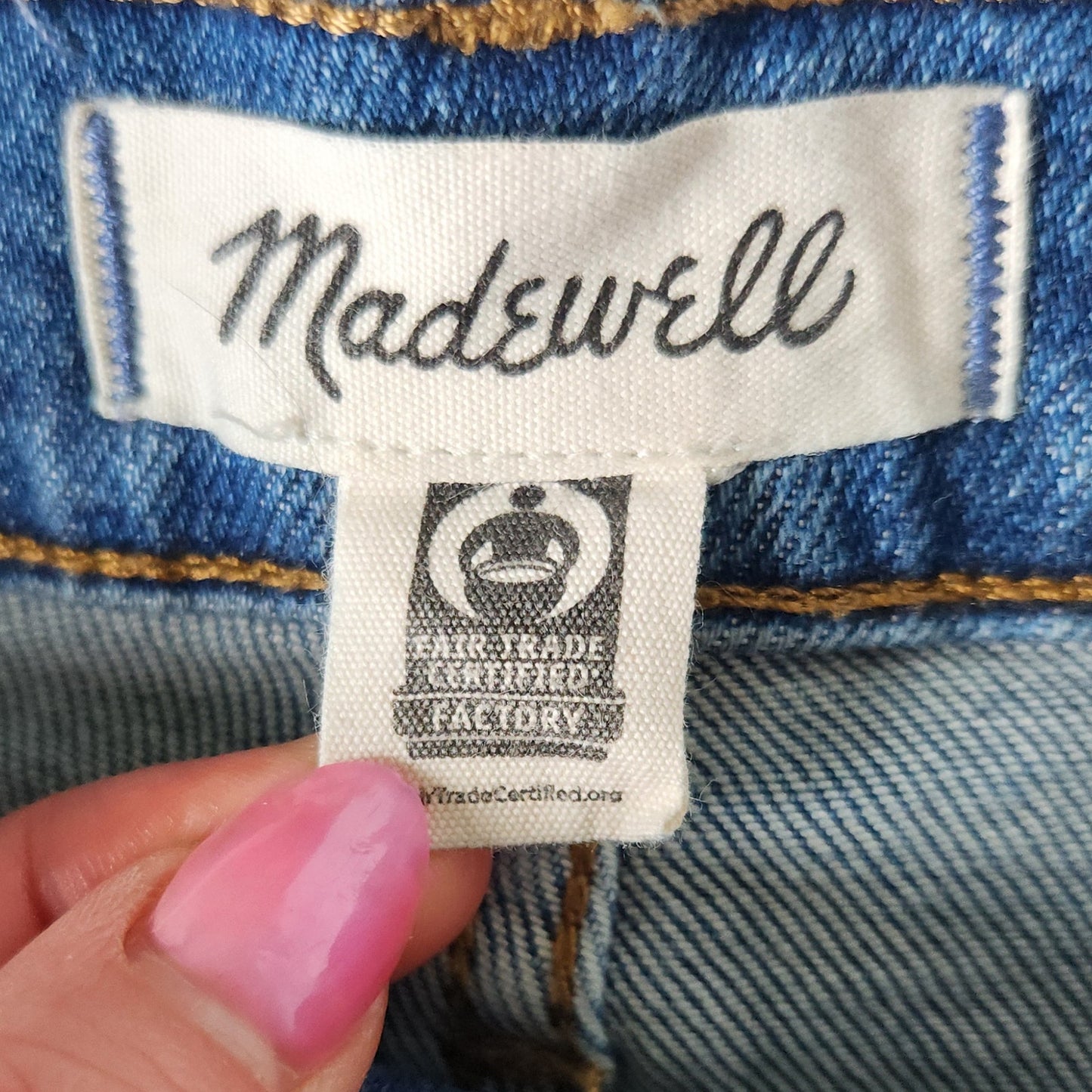 Madewell Women's High-Rise Denim Cutoff Shorts Dark Blue Onaway Wash Size 28