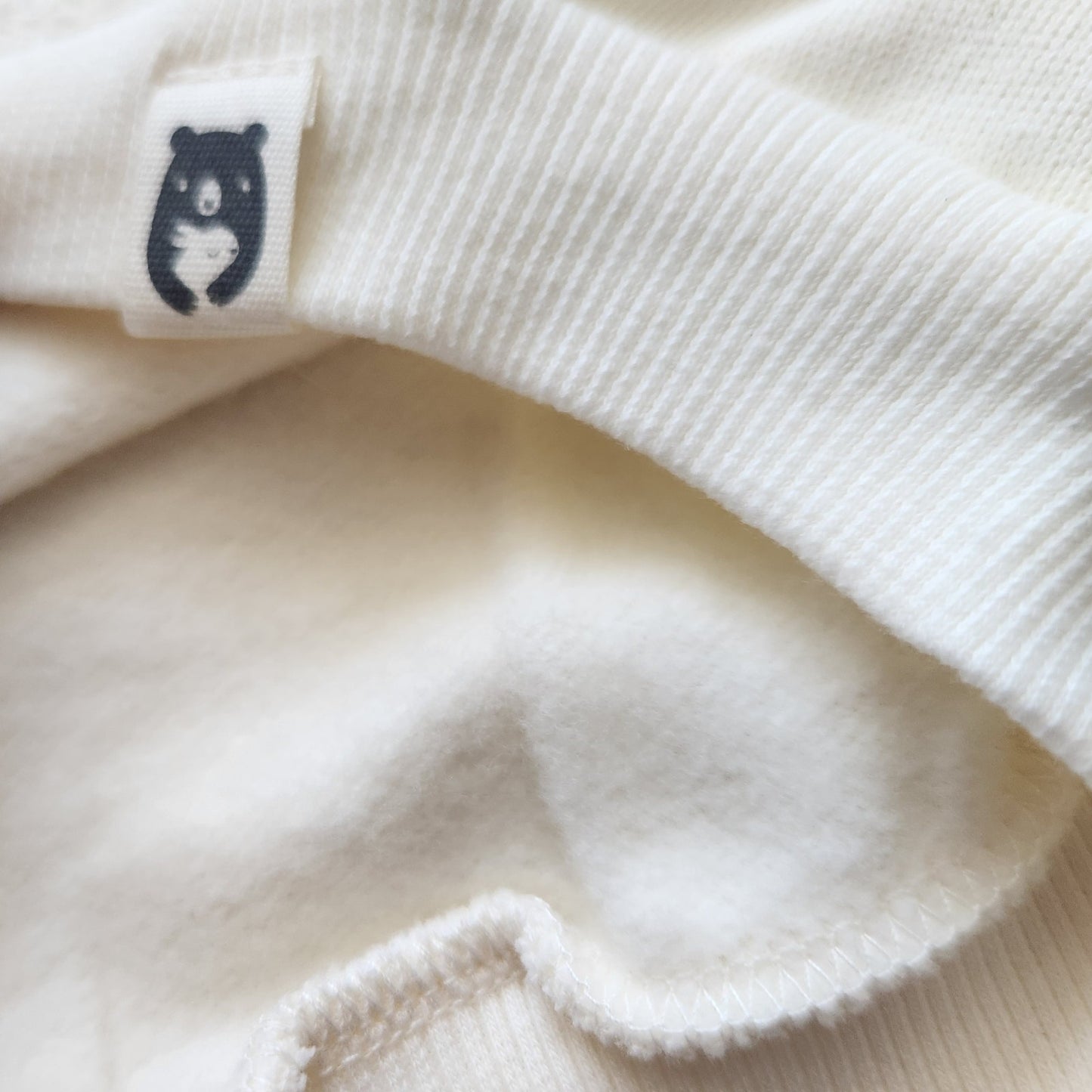 Rabbit + Bear Organic Cotton Snowman Embroidery Sweatshirt NWT Size 12 months
