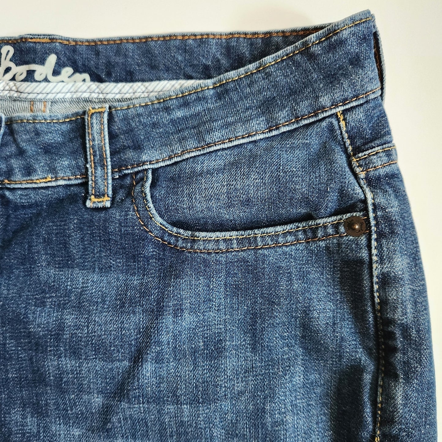 Boden Women's High Rise Flare Leg Boot Cut Indigo Blue Jeans Size 8L US | 12L UK