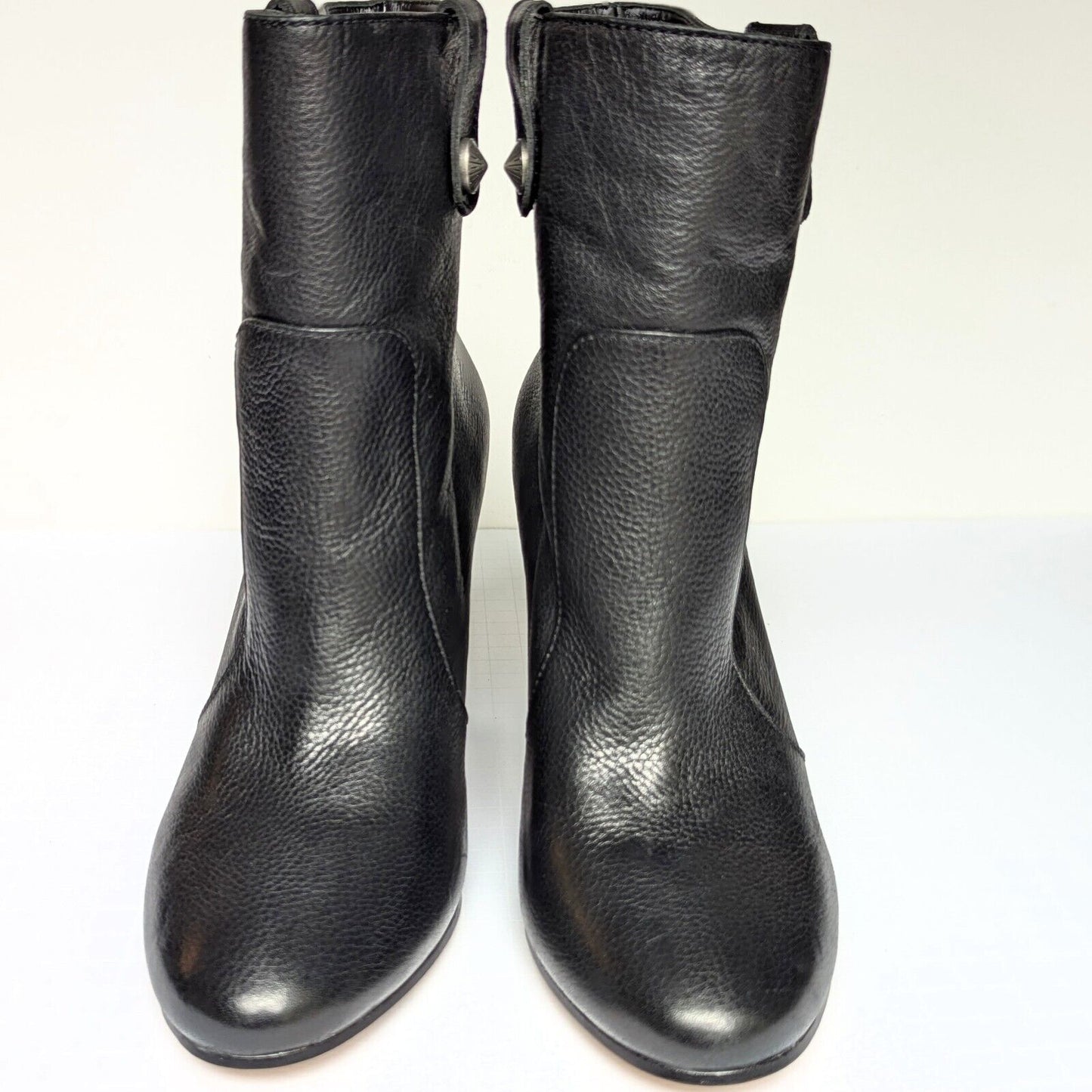 Paige Black Pebbled Leather Heeled Ankle Booties w/ Pewter Stud Size 7.5 NWOT