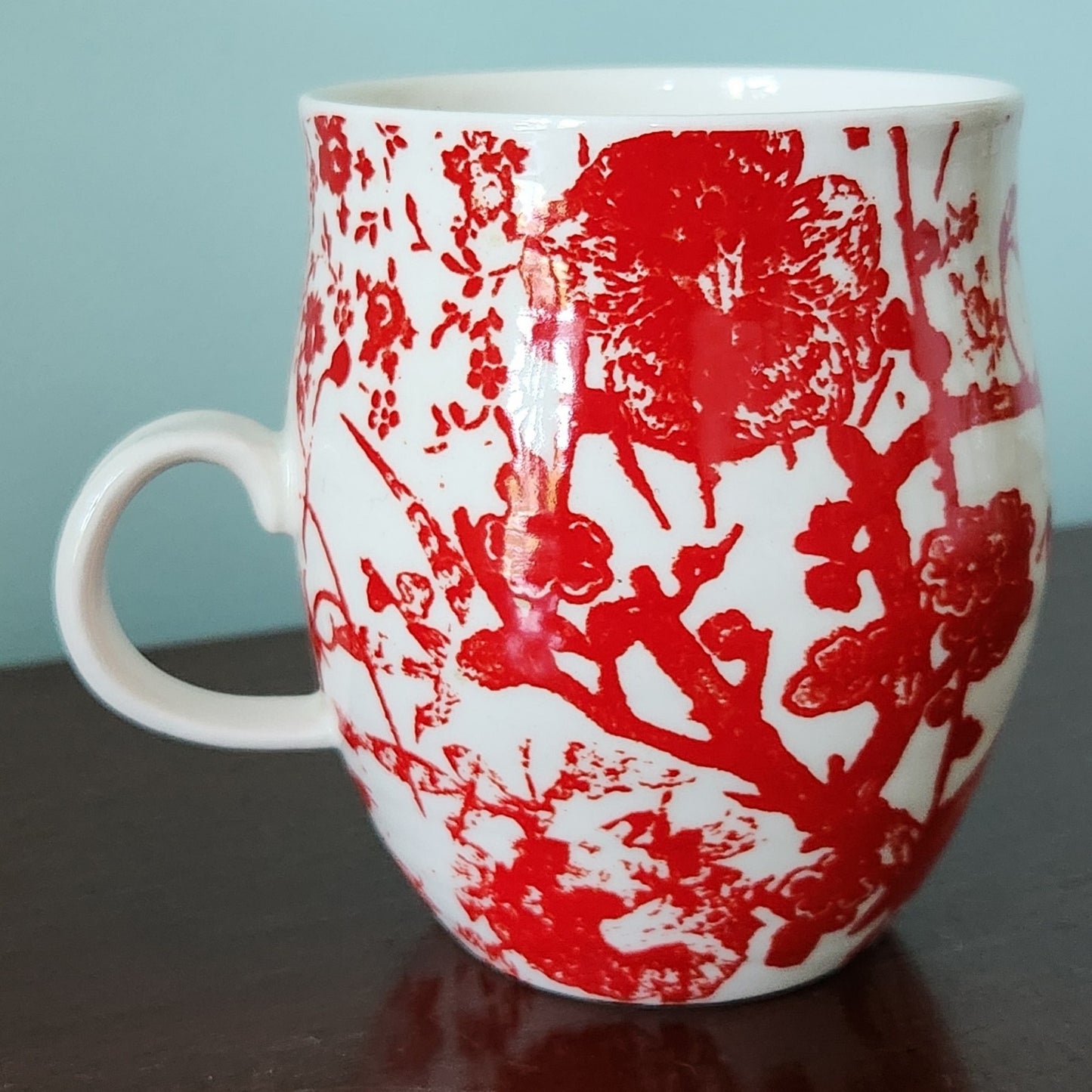 Anthropologie Homegrown Monogram L Red Floral Toile Initial Mug