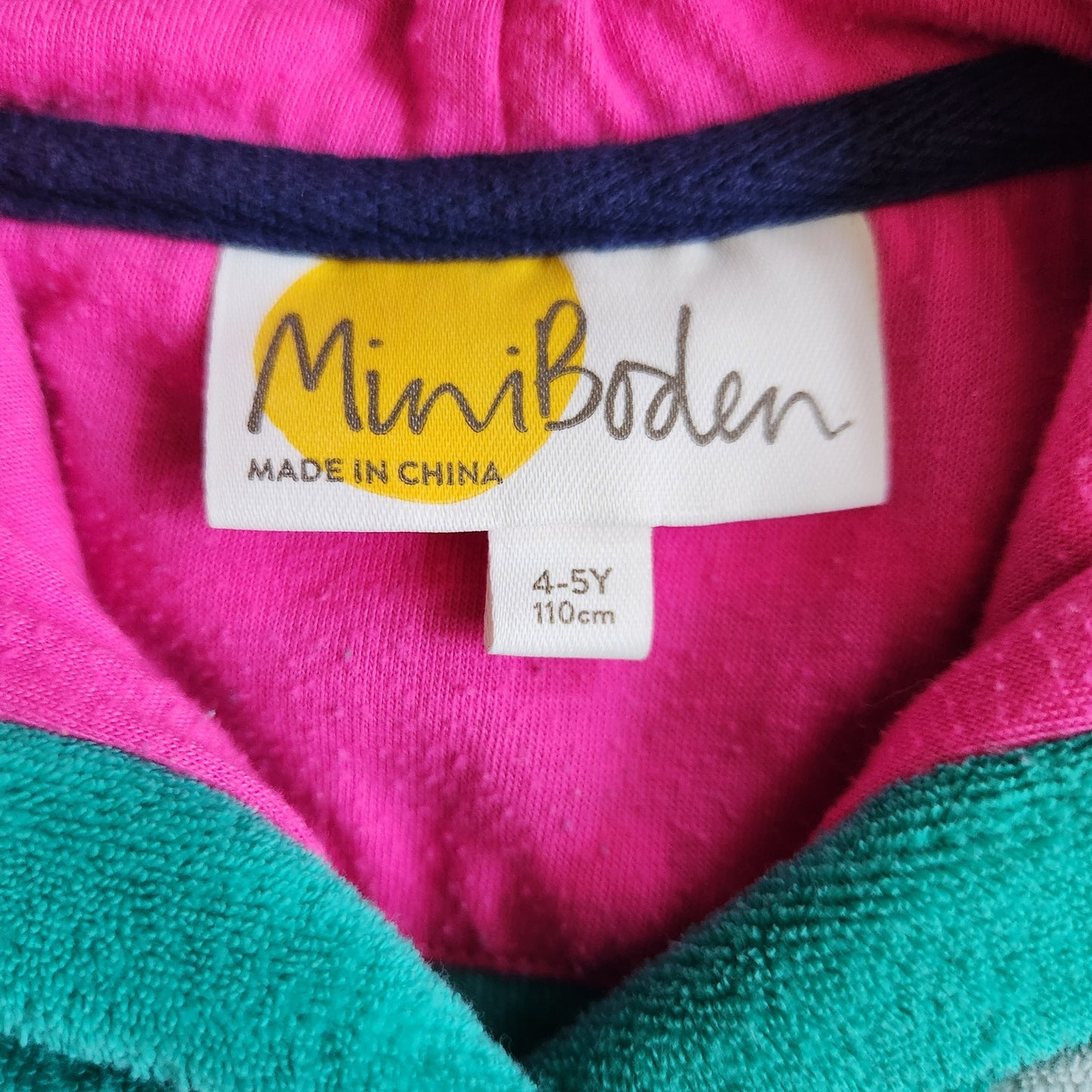 Mini Boden Girls Appliqué Towelling Throw-on in Aquamarine Butterfly Size 4-5 Y | 110 cm