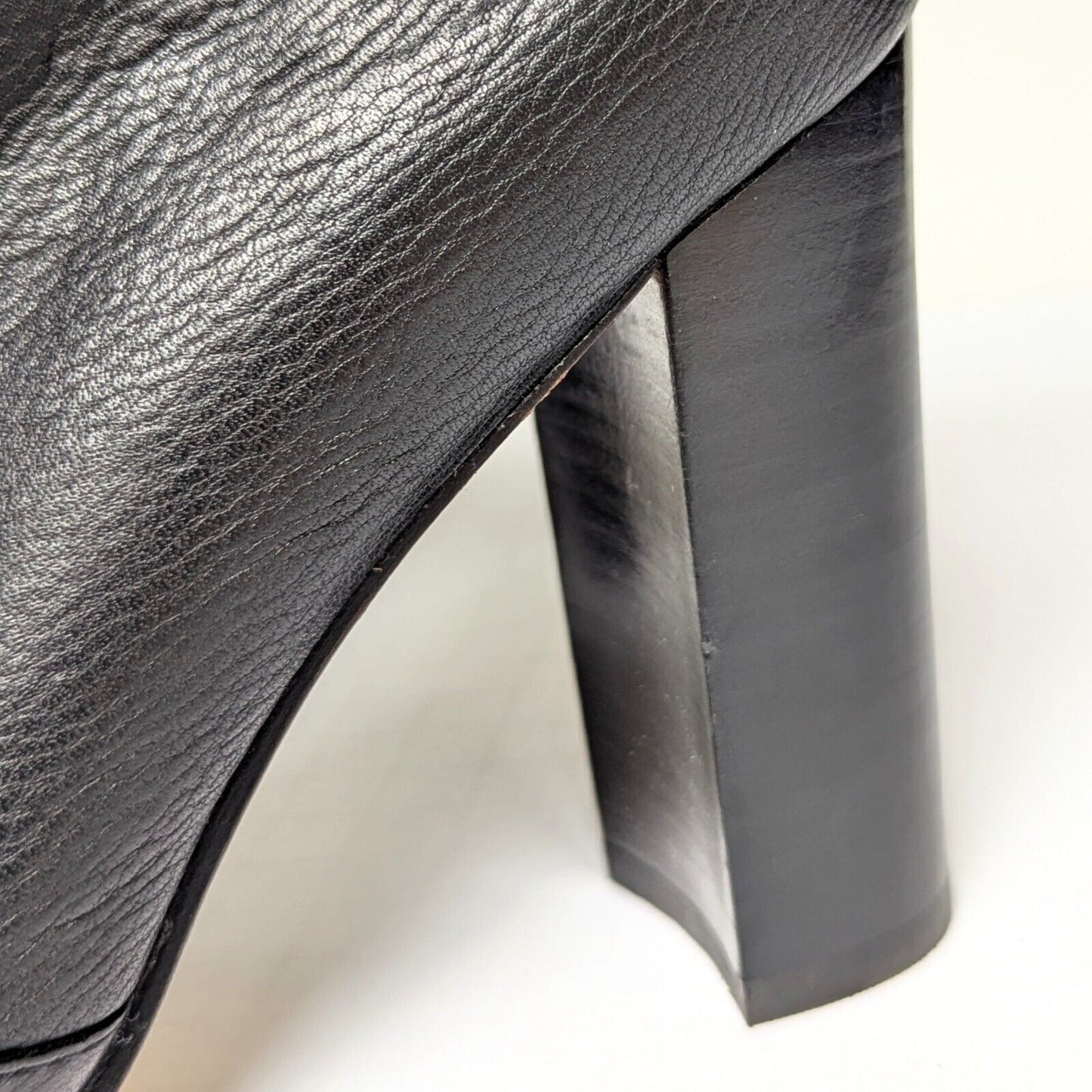 Paige Black Pebbled Leather Heeled Ankle Booties w/ Pewter Stud Size 7.5 NWOT