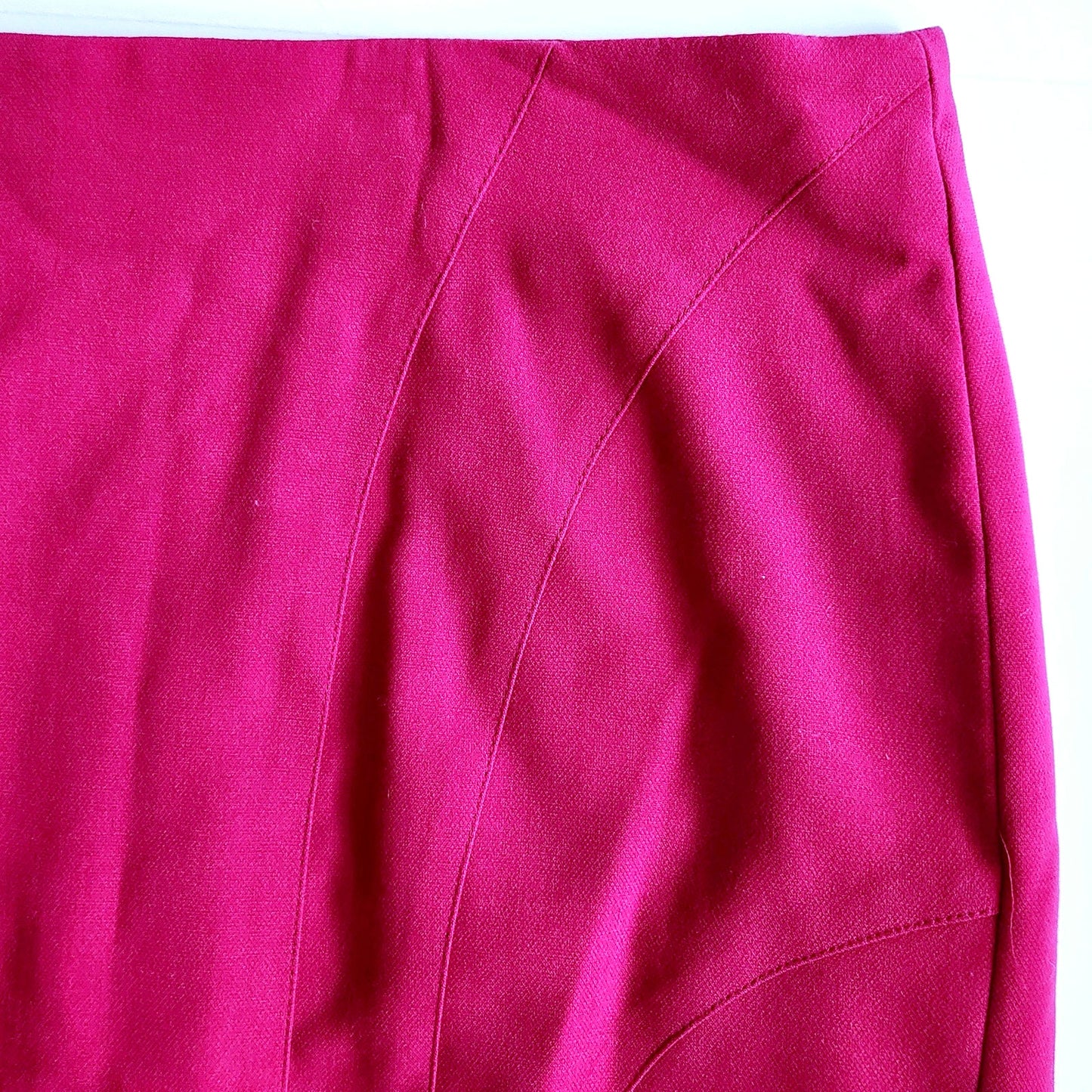 Banana Republic Ponte Seamed Pencil Skirt – Cerise Pink – Size 14 – NWT
