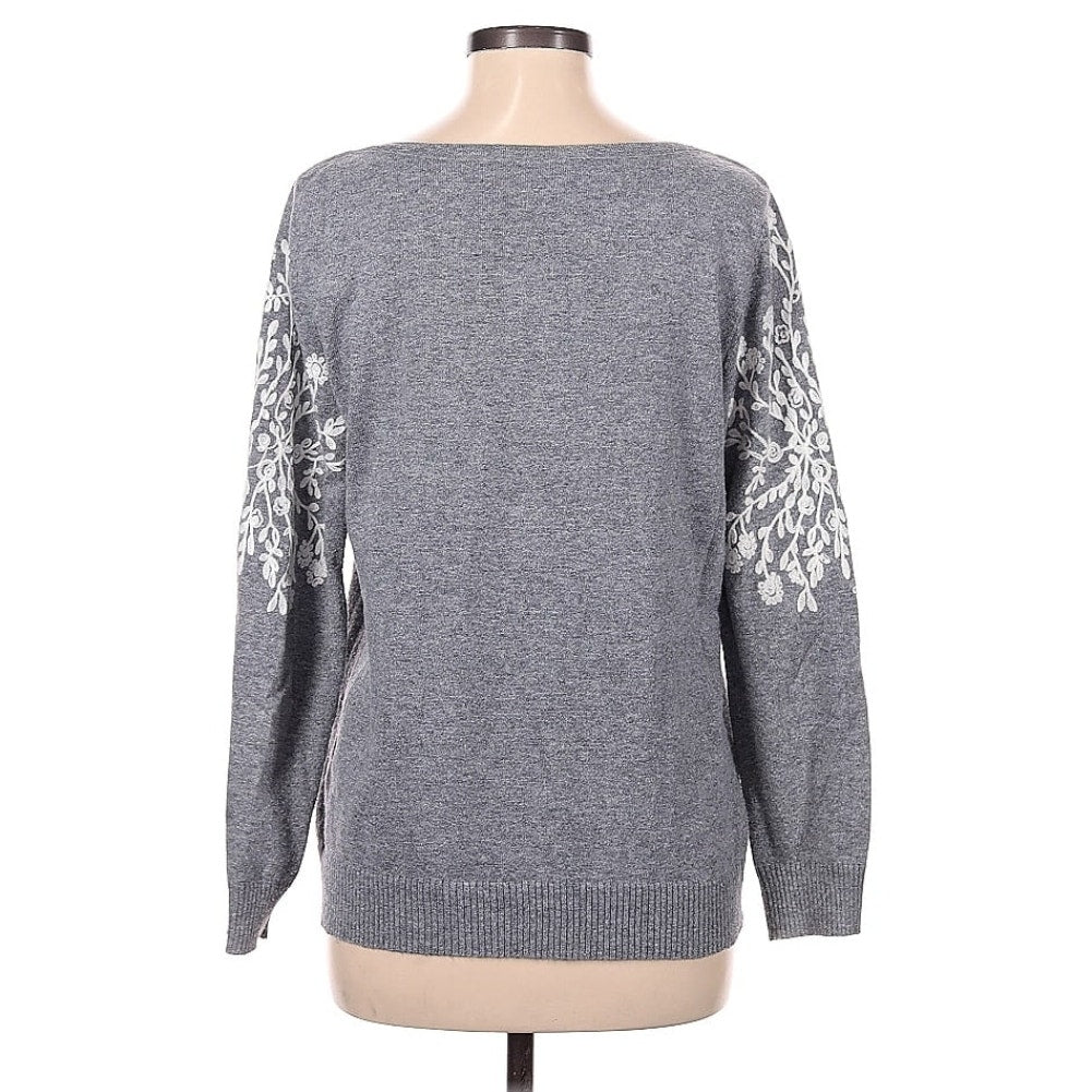 Rain + Rose Embroidered Gray Sweater – White Floral Detail – Angora Blend | Women's Size M