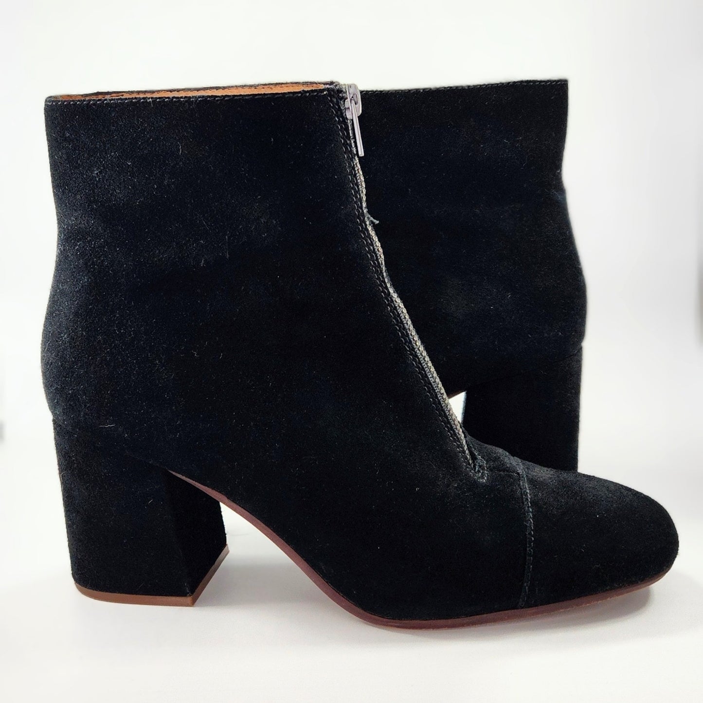 Madewell The Amalia Zip Ankle Boot in Suede True Black – Women's Size 10