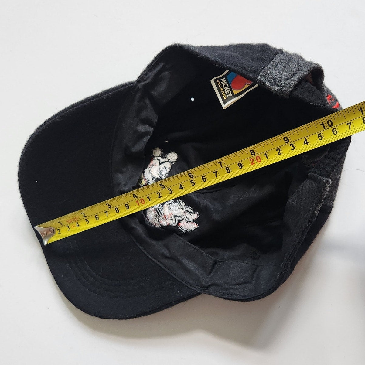 Disney Vintage 1990 Mickey & Minnie Mouse Gray & Black Wool Cap Stretch Fit OS
