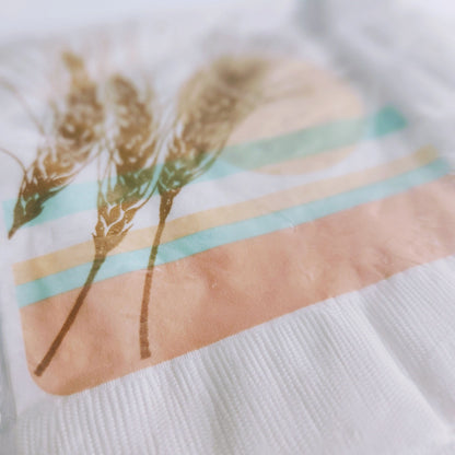 Current Vintage 1983 24 2-Ply Wheat Sunset Facial Paper Napkins	Unsealed