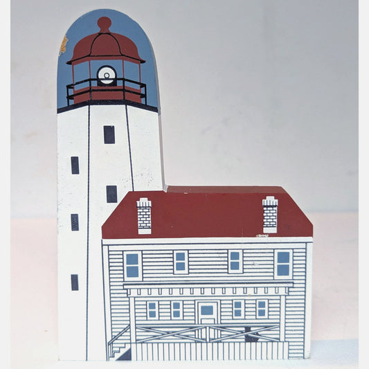 Cat's Meow Vintage 1990 Sandy Hook Lighthouse, Lighthouse Series Signed 1995