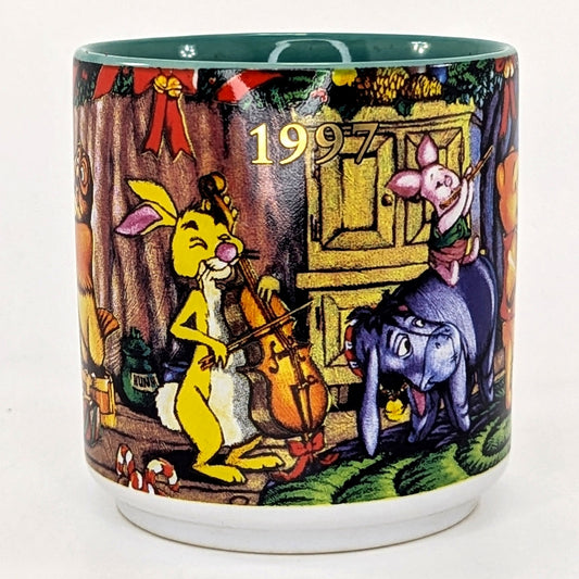 Disney 	Vintage 1997 Winnie the Pooh Season of Song Christmas Mug 1990s